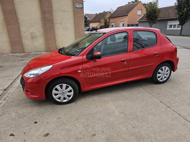 Peugeot 206 plus 1.4