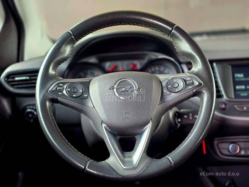 Opel Crossland X  1.2 EDITION