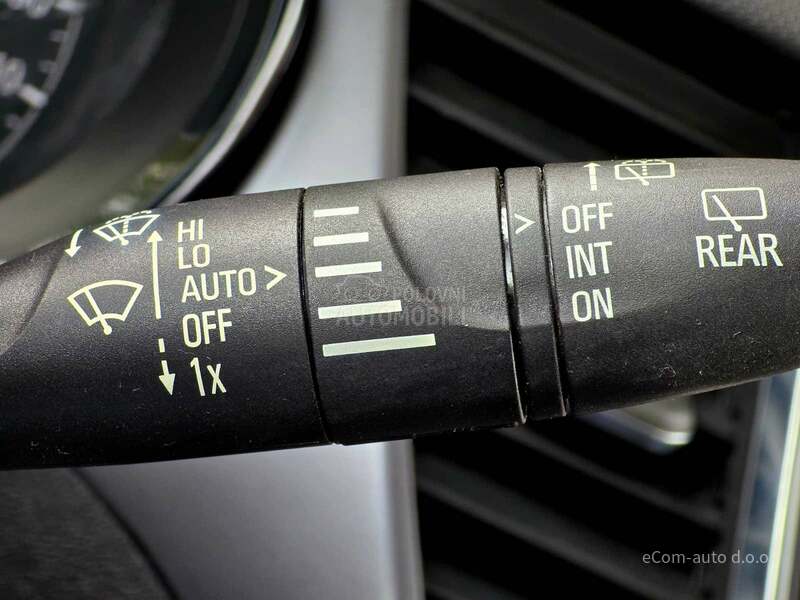 Opel Crossland X  1.2 EDITION