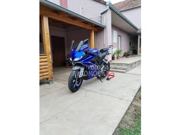 Yamaha r125 HITNO