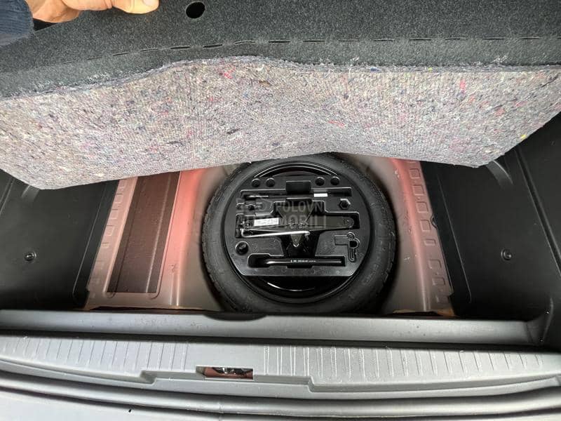 Renault Captur 1.2 Helly Hansen Aut