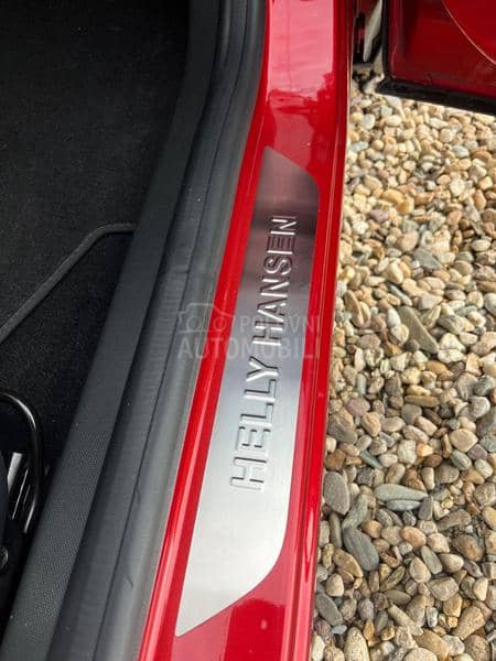 Renault Captur 1.2 Helly Hansen Aut