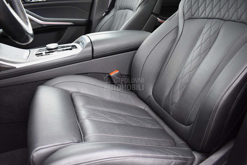 BMW X7 40d xDrive M paket