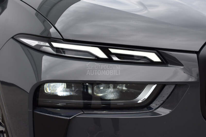BMW X7 40d xDrive M paket