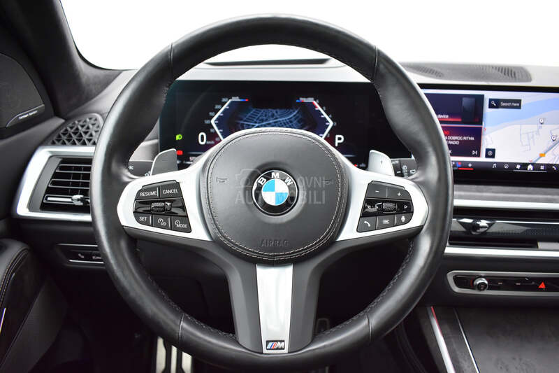 BMW X7 40d xDrive M paket