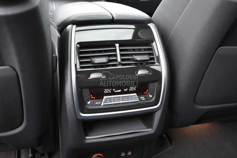 BMW X7 40d xDrive M paket