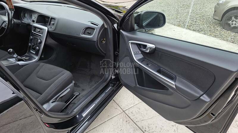 Volvo V60 2.0 D3