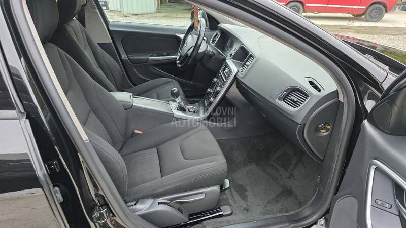 Volvo V60 2.0 D3