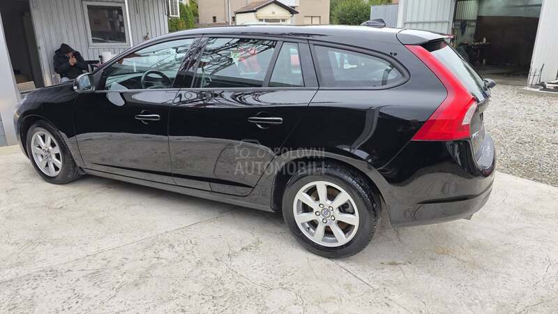 Volvo V60 2.0 D3