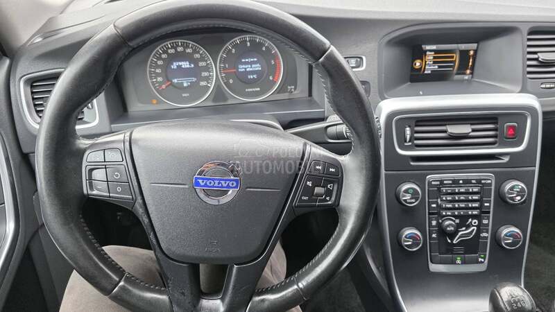 Volvo V60 2.0 D3
