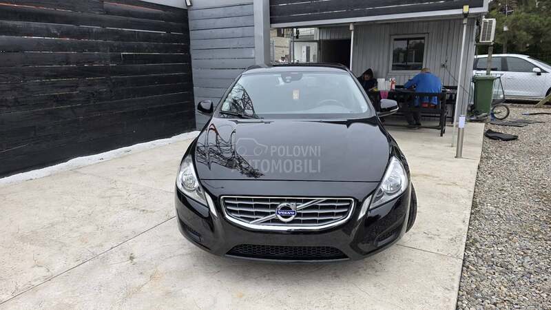 Volvo V60 2.0 D3
