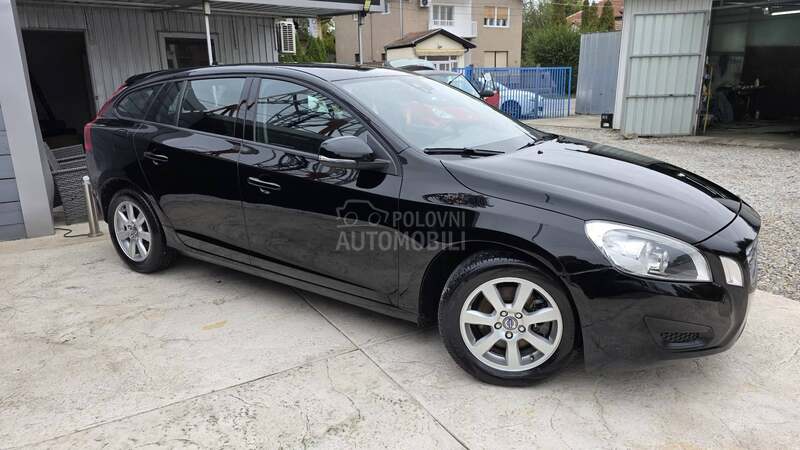 Volvo V60 2.0 D3