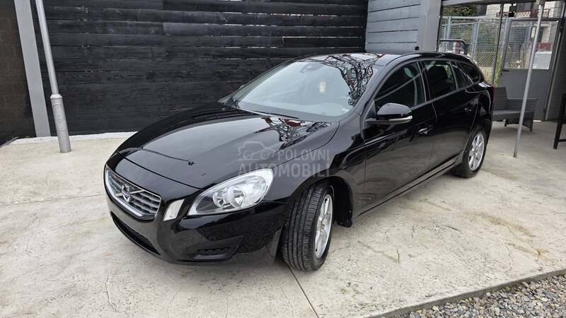 Volvo V60 2.0 D3