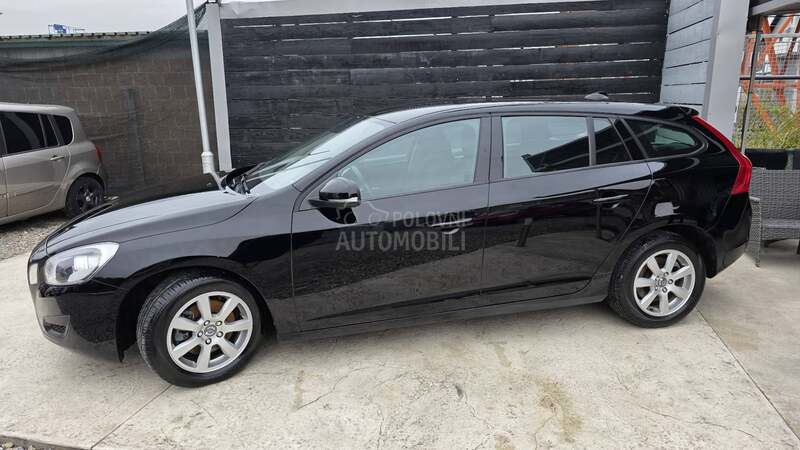 Volvo V60 2.0 D3