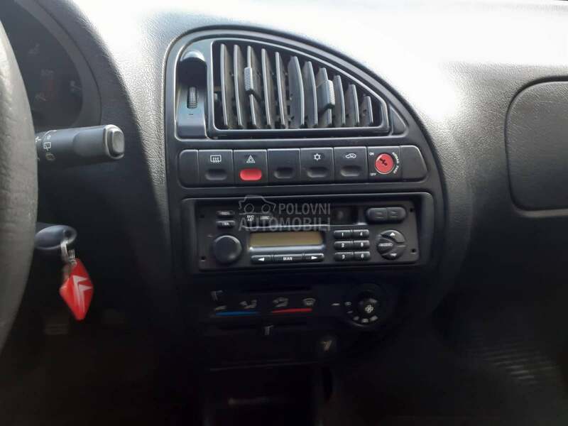 Citroen Saxo 
