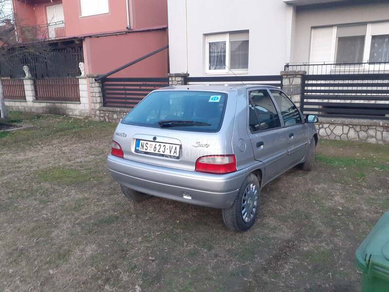 Citroen Saxo 