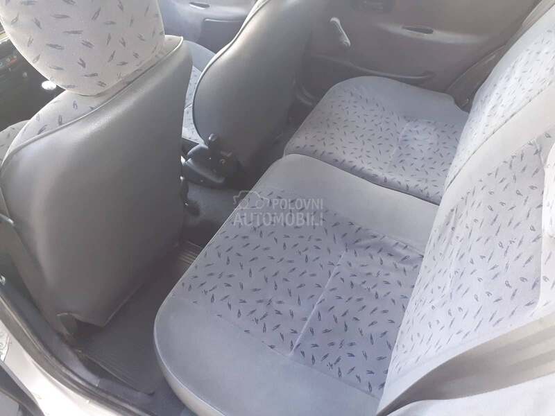 Citroen Saxo 