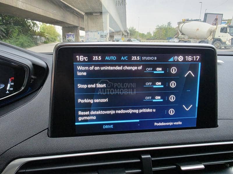 Peugeot 3008 1.5 HDI AT8