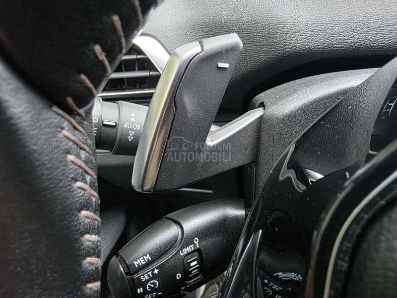 Peugeot 3008 1.5 HDI AT8