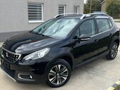 Peugeot 2008 1.2 Allure PANO CH