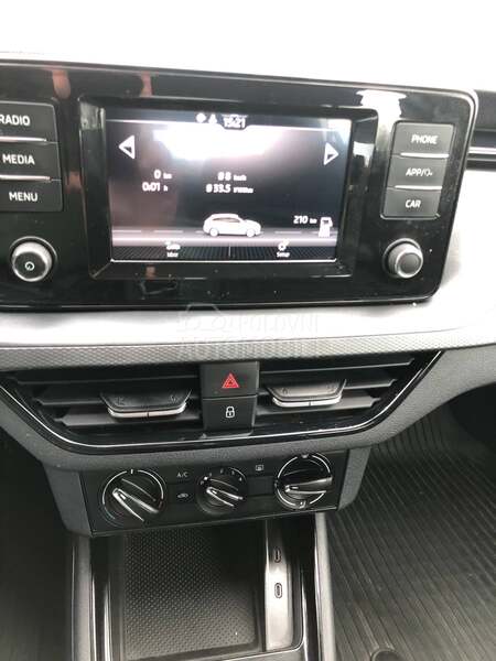 Škoda Scala 1,0 TSI AMBITION