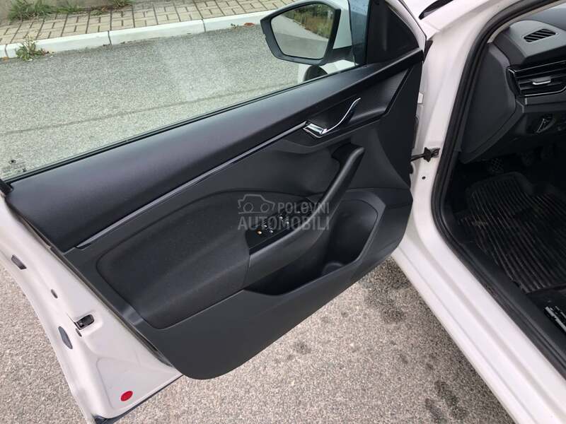 Škoda Scala 1,0 TSI AMBITION