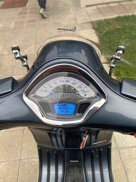 Vespa GTS 250ie