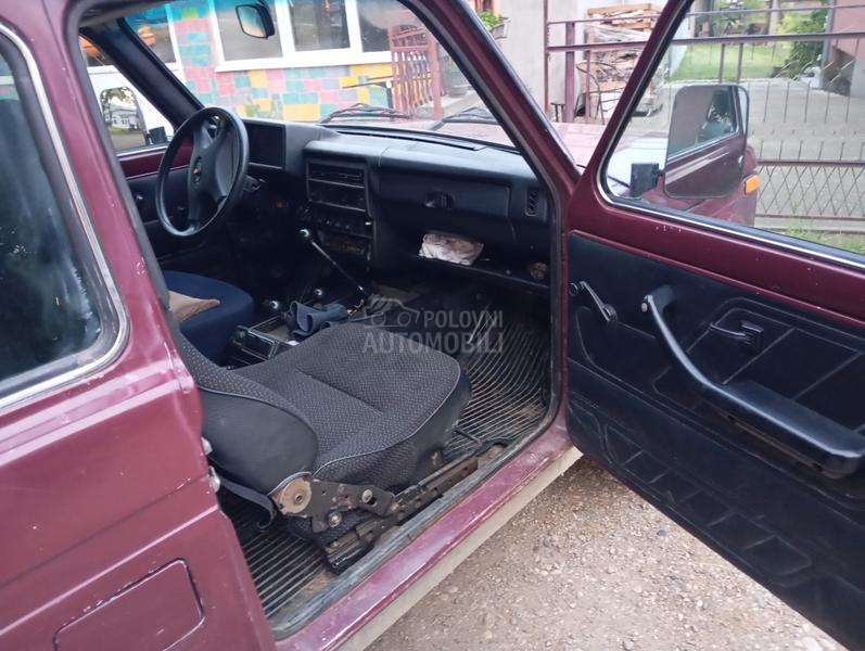Lada Niva 1.7 i