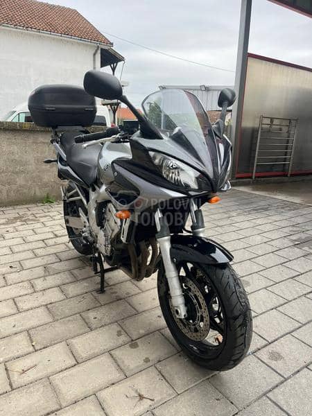 Yamaha Fz6