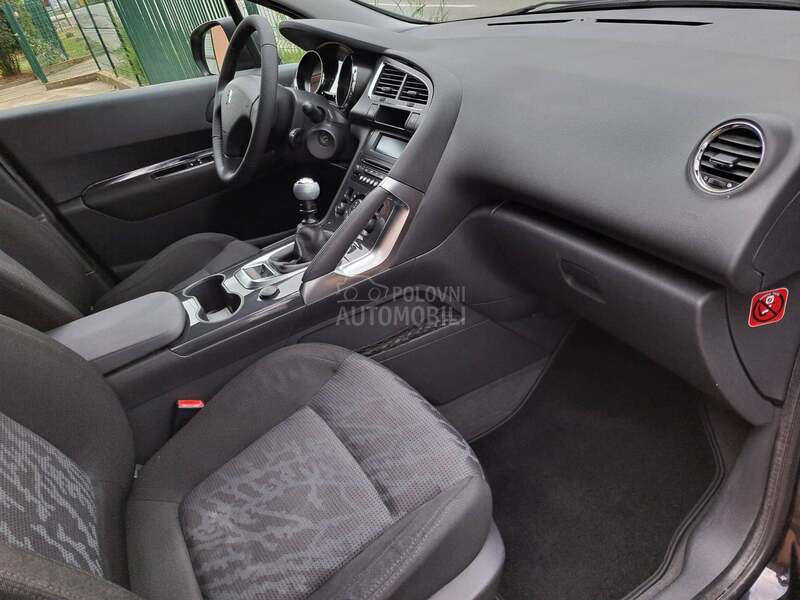 Peugeot 3008 1.6 P-O-G-L-E-D-A-J
