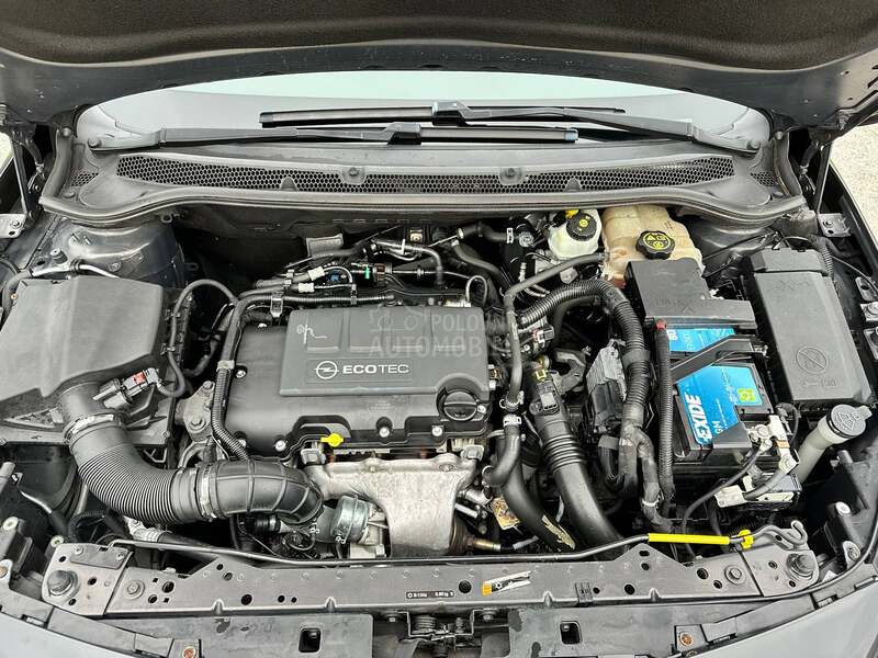 Opel Astra J 1.4 TURBO