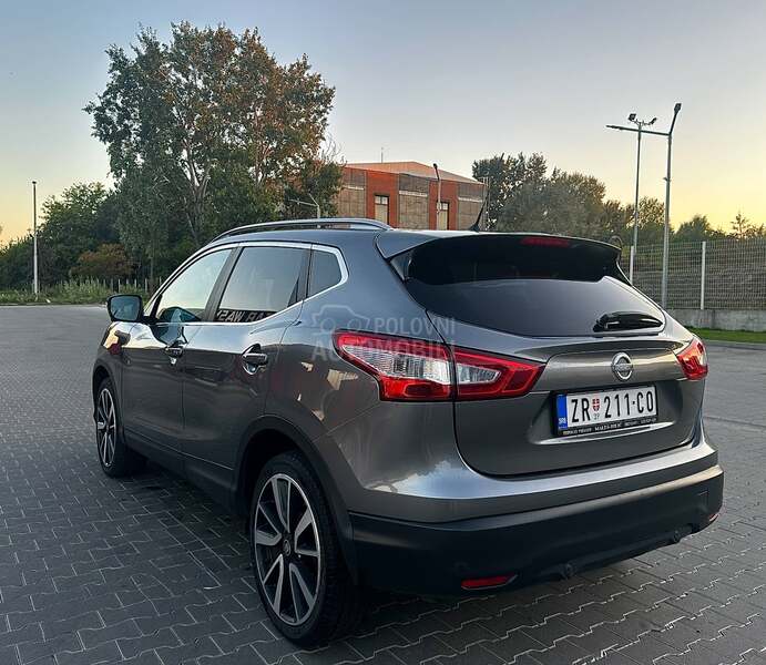 Nissan Qashqai 1.5 DCi TEKNA
