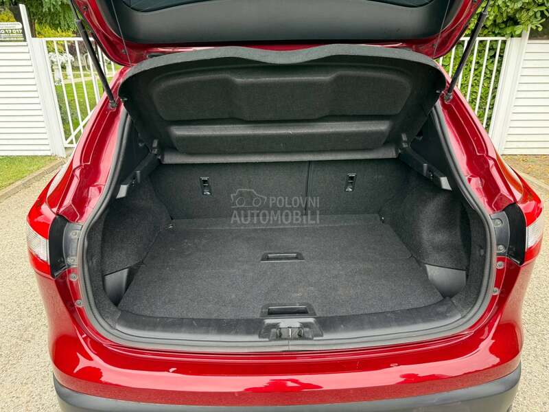 Nissan Qashqai 85k TEKNA PANO