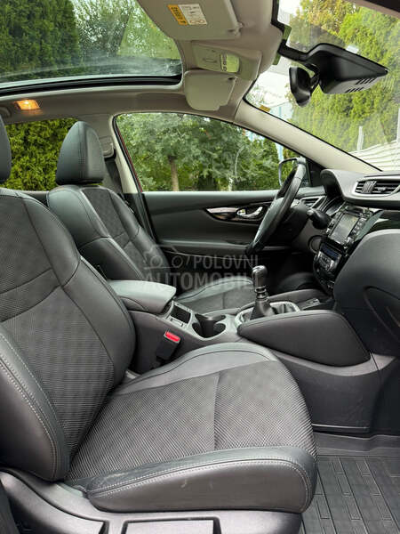 Nissan Qashqai 85k TEKNA PANO