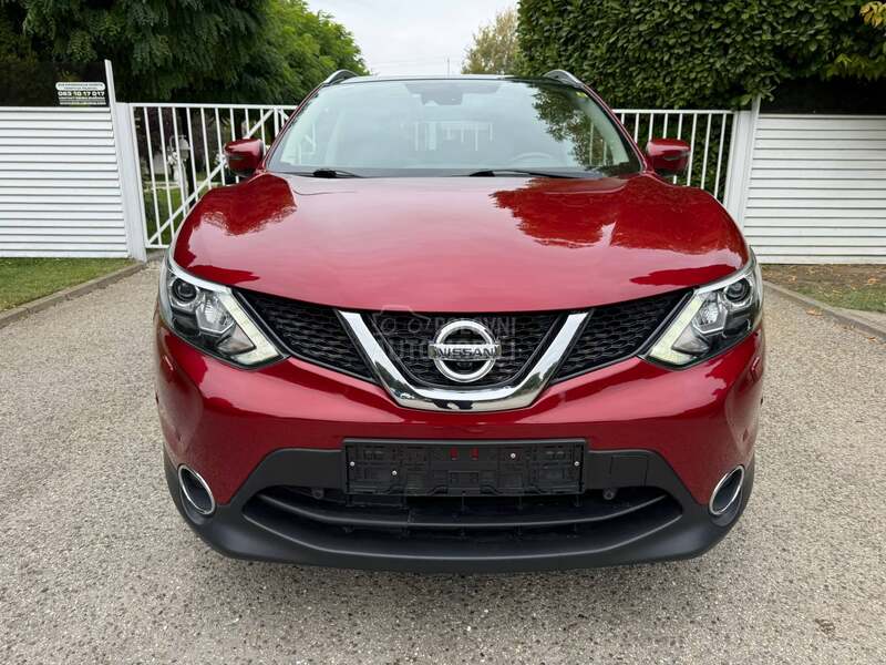 Nissan Qashqai 85k TEKNA PANO