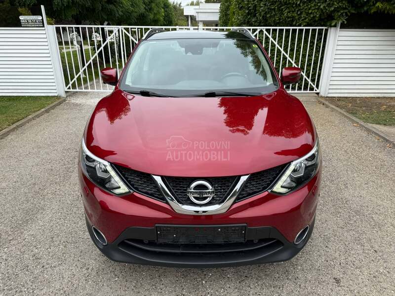Nissan Qashqai 85k TEKNA PANO