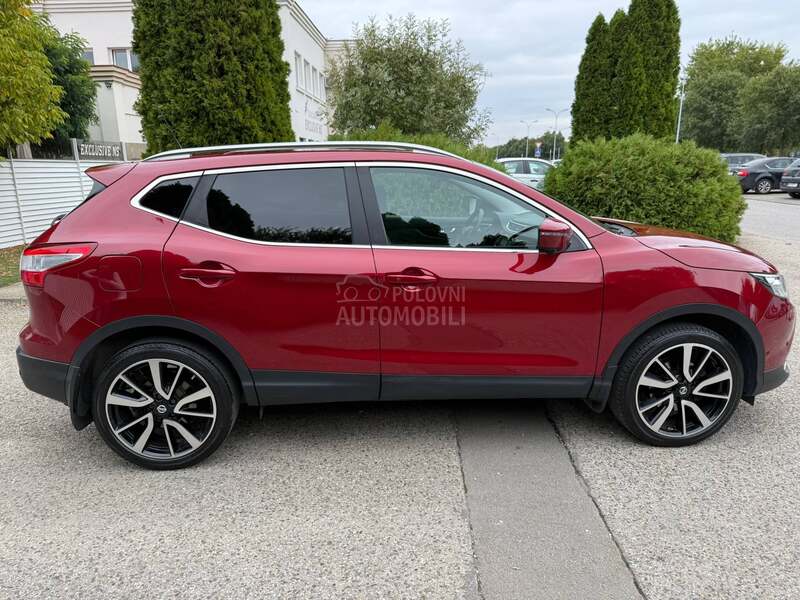 Nissan Qashqai 85k TEKNA PANO