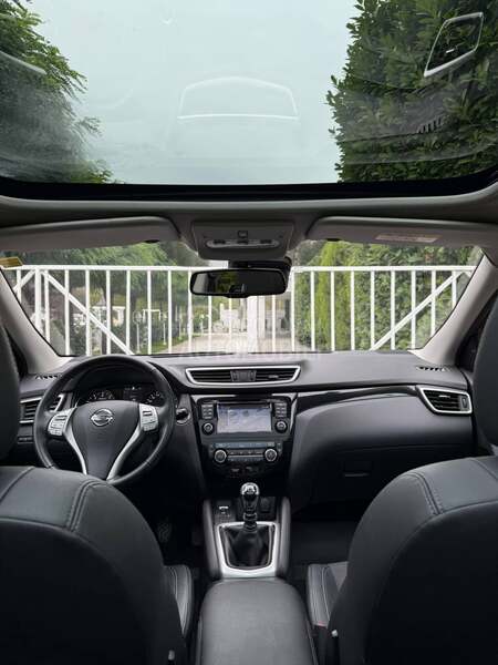 Nissan Qashqai 85k TEKNA PANO