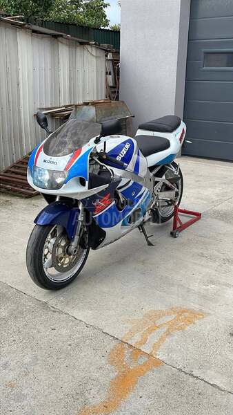 Suzuki SRAD