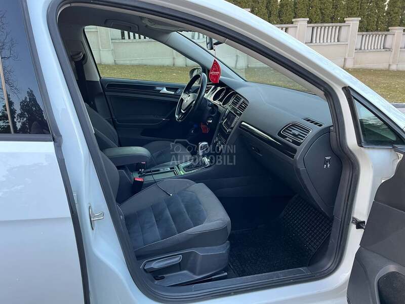 Volkswagen Golf 7 