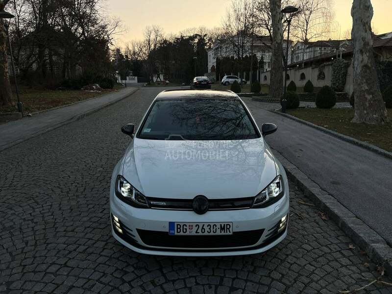 Volkswagen Golf 7 