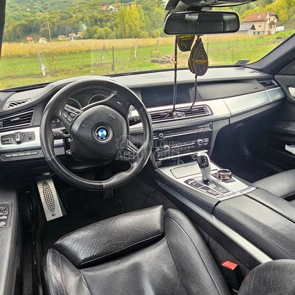 BMW 740 740d