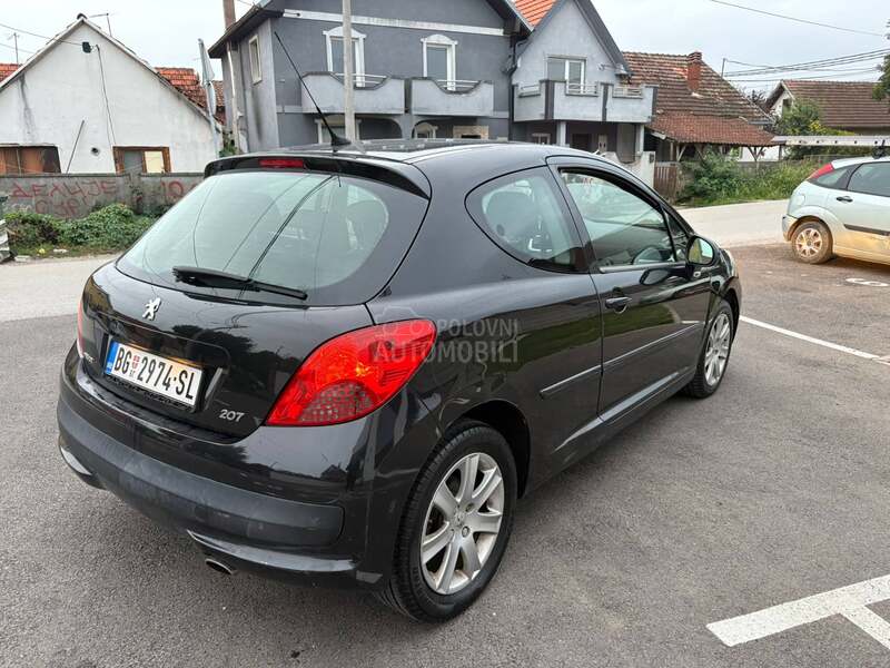 Peugeot 207 1.6