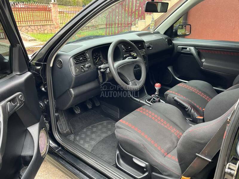 Volkswagen Golf 3 GTI 2.0 16V