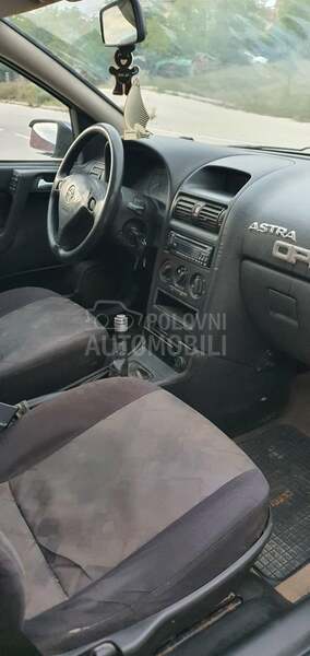 Opel Astra G 