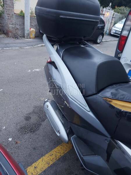 Peugeot Satelis 250 piaggio