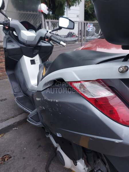 Peugeot Satelis 250 piaggio