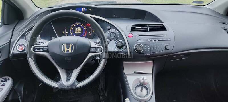 Honda Civic 1.8 V-TEC