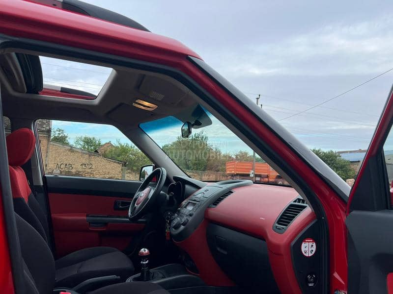 Kia Soul STYLE,Šiber,  CH Kia Soul STYLE,Šiber,  CH