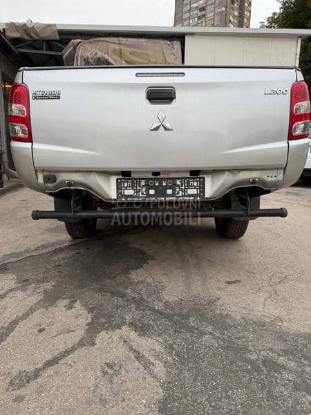 Mitsubishi L200 